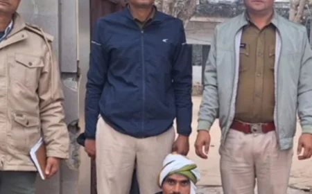 धौलपुर में 5000 रुपये का इनामी बदमाश भारत गुर्जर गिरफ्तार: अवैध देसी कट्टा और जिंदा कारतूस बरामद