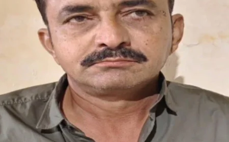 बाड़मेर पुलिस की बड़ी सफलता: 3 साल से फरार 10 हजार इनामी बदमाश बाबूलाल गिरफ्तार, नशा तस्करी समेत कई गंभीर केस दर्ज, बिना नंबर की गाड़ी जब्त