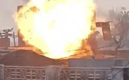 राजस्थान के टोंक में भीषण सिलेंडर ब्लास्ट: 15 मिनट पहले ही कमरे से निकला था मकान मालिक, धमाके से खिड़कियां उड़ गईं – लाइव वीडियो वायरल