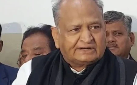 राजस्थान की भर्तियों पर बड़ा सवाल, अशोक गहलोत ने उठाई निष्पक्षता की मांग.