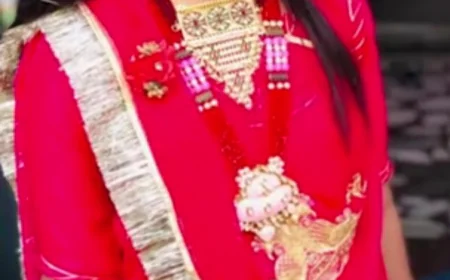 कोटा में युवती ने फंदा लगाकर की आत्महत्या: सुसाइड नोट में लिखा- "मेरी सोच ही खराब हो गई, रोज-रोज हिम्मत टूट जाती है"