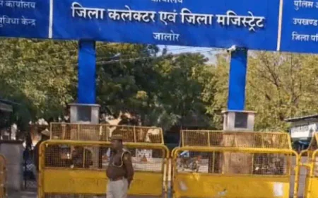 जालोर कलेक्ट्रेट घेराव: झाब पंचायत समिति बहाली की मांग पर हजारों ग्रामीणों ने जुटाकर सड़क जाम की, पुलिस ने बैरिकेड्स लगाए