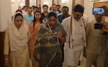 महाराष्ट्र की पहली महिला उपमुख्यमंत्री बनेंगी सुनेत्रा पवार: अजित पवार के निधन के बाद NCP विधायक दल की नेता चुनी गईं, शाम 5 बजे लेंगी शपथ