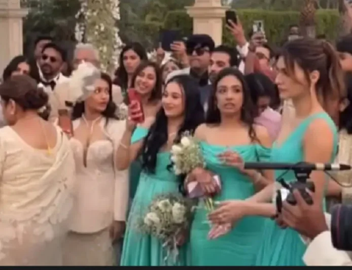 कृति सेनन की बहन नूपुर सेनन ने सिंगर स्टेबिन बेन से रचाई शादी: क्रिश्चियन रीति से 'आई डू' के बाद आज हिंदू फेरे, बी प्राक-सागर भाटिया ने दी धमाकेदार परफॉर्मेंस