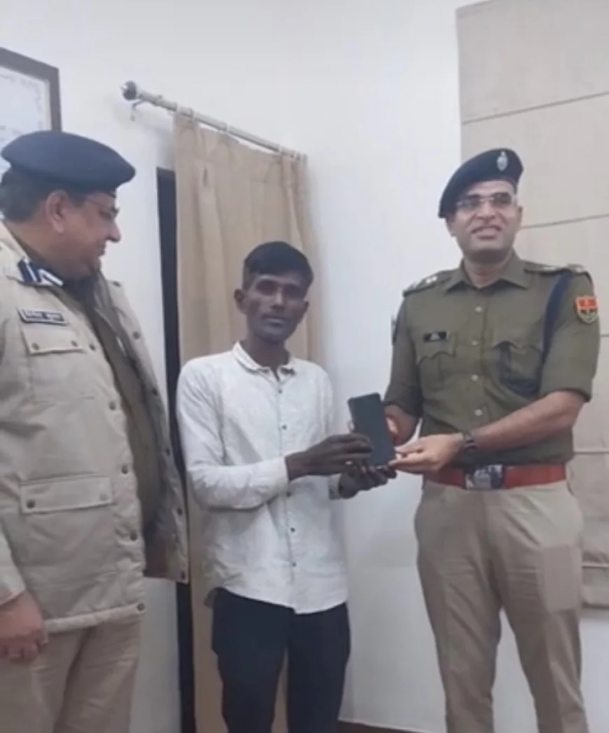 जोधपुर पुलिस की सराहनीय पहल: 29 लाख रुपये के 105 गुमशुदा मोबाइल फोन बरामद कर मालिकों को लौटाए