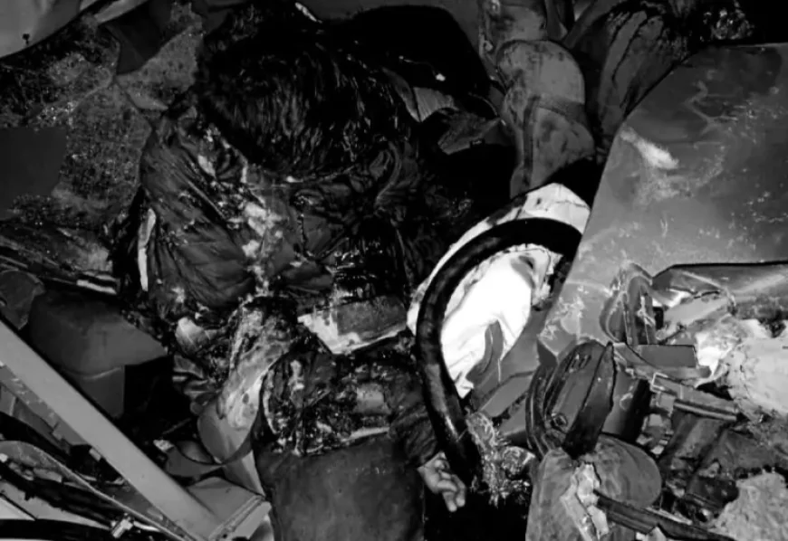 दिल्ली-मुंबई एक्सप्रेसवे पर भीषण हादसा: तेज रफ्तार कार ट्रक में घुसी, 8 किमी तक घिसटती रही; उज्जैन महाकाल दर्शन कर लौट रहे चार नोएडा श्रद्धालुओं की मौत