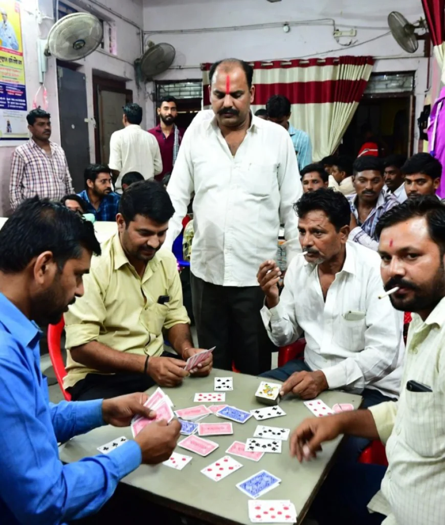 जयपुर: रोडवेज मुख्यालय में ड्यूटी के समय ताशपत्ती खेलते कर्मचारी, वायरल वीडियो ने मचाई हलचल!