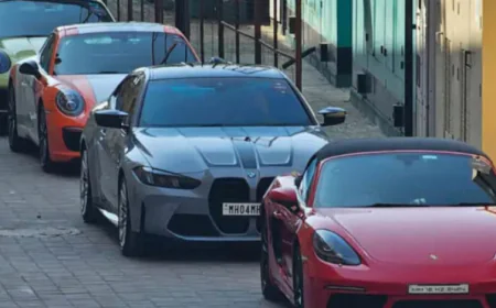 जैसलमेर के सुनहरे रेत के टीलों में गूंजी सुपरकारों की दहाड़: 'द डेजर्ट स्ट्रॉम' इवेंट शुरू, लैंबोर्गिनी रेवुएल्टो समेत 14 लग्जरी कारें पहुंचीं; माधुरी दीक्षित के पति की पूर्व कार भी शामिल