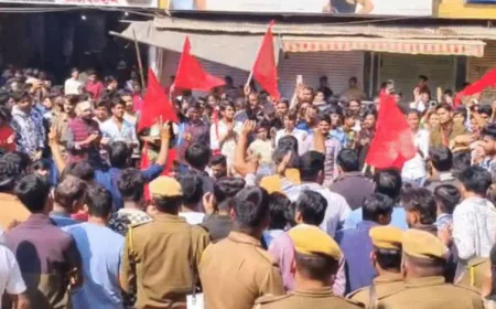 बारां में गौसेवकों पर पुलिस का लाठीचार्ज: बछड़े के कटे शव मामले में निष्पक्ष जांच की मांग पर उबला आक्रोश, बाजार बंद और धरना