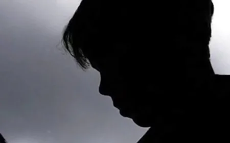 ऑनलाइन गेमिंग की लत ने 14 साल के नाबालिग को बनाया चोर: पड़ोसी के घर में तीन बार चोरी, साढ़े तीन लाख कैश और लाखों के गहने उड़ाए; ज्वेलर और दोस्त गिरफ्तार