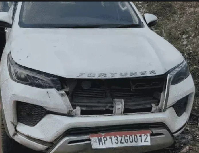 राजस्थान और मध्य प्रदेश पुलिस की संयुक्त कार्रवाई में अवैध ड्रग्स फैक्ट्री का भंडाफोड़: 4 करोड़ के केमिकल-उपकरण जब्त, मालिक फरार, 4 आरोपी गिरफ्तार