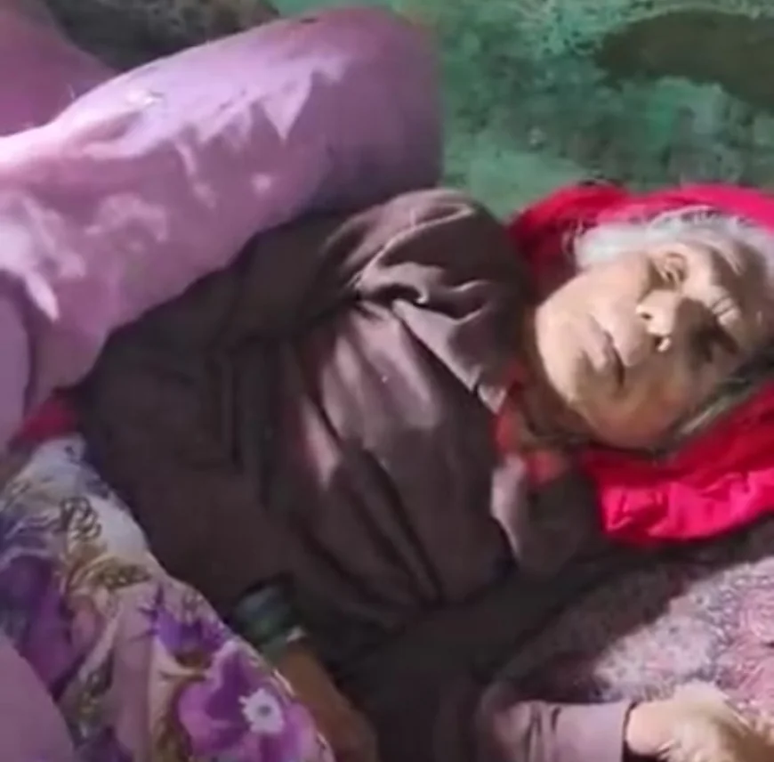 राजस्थान में चांदी के लालच में बुजुर्गों पर हमले: भीलवाड़ा के कोठियां गांव में 88 वर्षीय महिला को चारपाई समेत उठाकर खेत में फेंका, गहने लूटने की नाकाम कोशिश