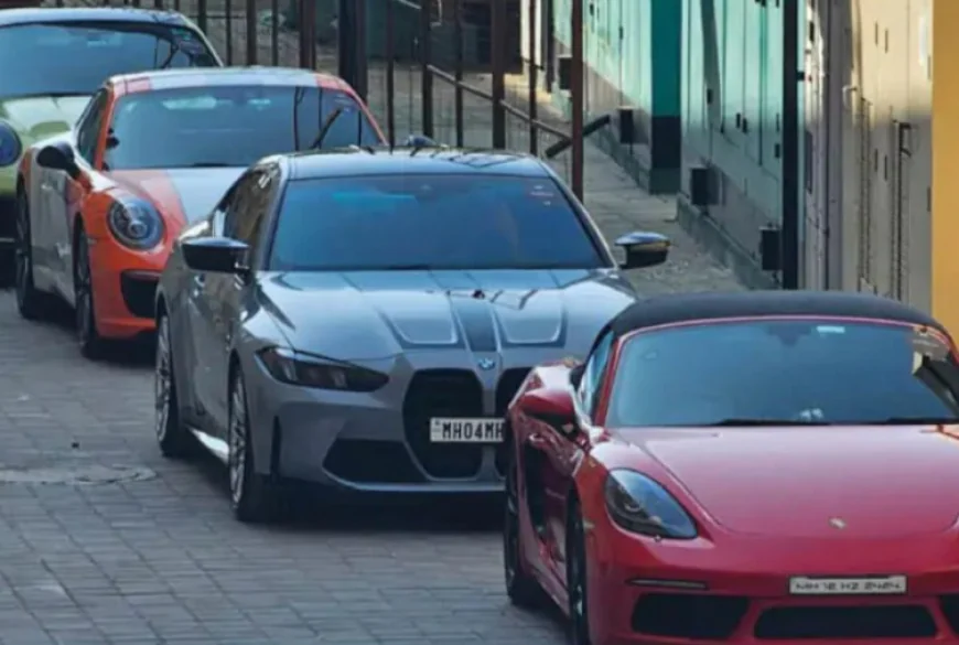 जैसलमेर के सुनहरे रेत के टीलों में गूंजी सुपरकारों की दहाड़: 'द डेजर्ट स्ट्रॉम' इवेंट शुरू, लैंबोर्गिनी रेवुएल्टो समेत 14 लग्जरी कारें पहुंचीं; माधुरी दीक्षित के पति की पूर्व कार भी शामिल