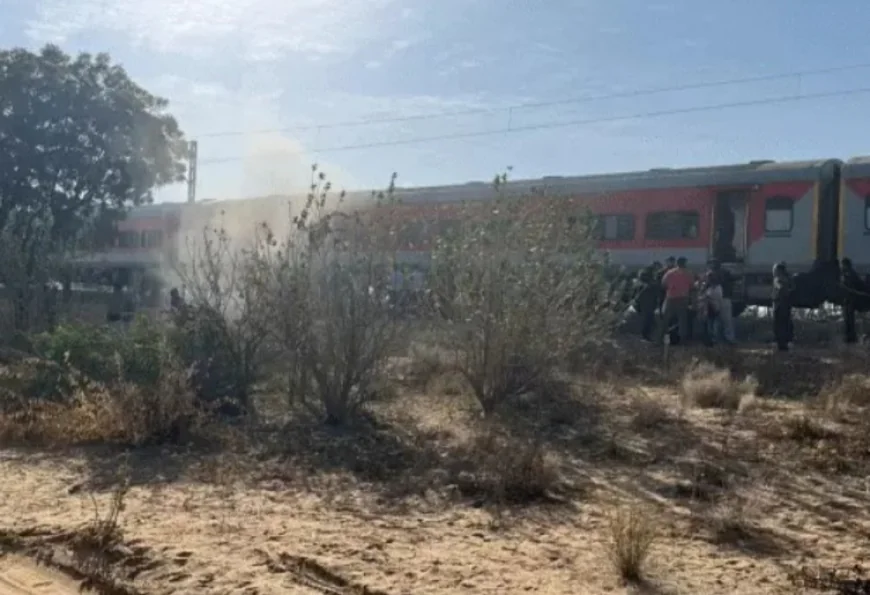 दिल्ली से जैसलमेर जा रही स्वर्ण नगरी एक्सप्रेस में लगी आग: लोको पायलट की सतर्कता से टला बड़ा हादसा, यात्रियों में मची अफरा-तफरी