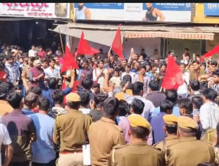 बारां में गौसेवकों पर पुलिस का लाठीचार्ज: बछड़े के कटे शव मामले में निष्पक्ष जांच की मांग पर उबला आक्रोश, बाजार बंद और धरना