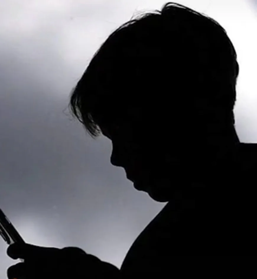 ऑनलाइन गेमिंग की लत ने 14 साल के नाबालिग को बनाया चोर: पड़ोसी के घर में तीन बार चोरी, साढ़े तीन लाख कैश और लाखों के गहने उड़ाए; ज्वेलर और दोस्त गिरफ्तार