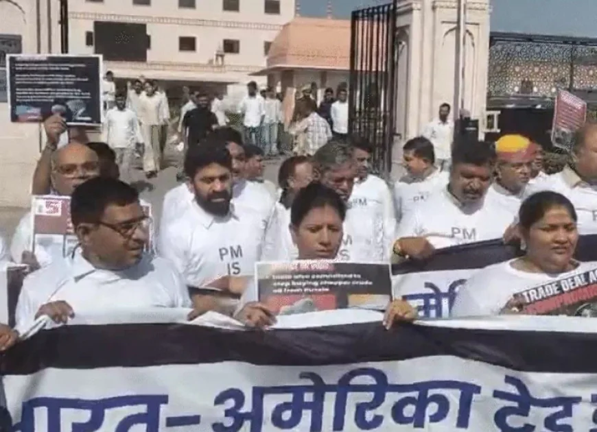 कांग्रेस विधायकों ने विधानसभा तक निकाला पैदल मार्च: अमेरिका-भारत ट्रेड डील में देशहित से समझौते के खिलाफ जोरदार नारेबाजी