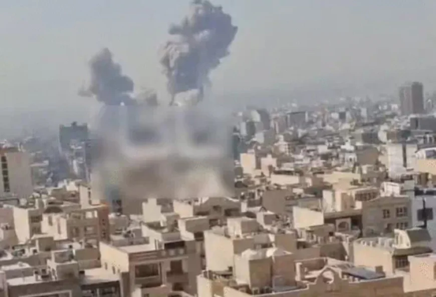 इजराइल ने ईरान पर बड़ा हमला किया: तेहरान समेत कई शहरों में धमाके, सुप्रीम लीडर खामेनेई को सुरक्षित स्थान पर शिफ्ट किया गया