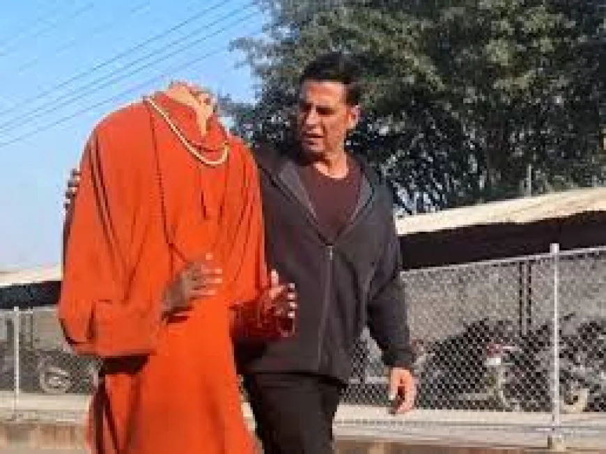 अक्षय कुमार बिना सिर वाले भूत के साथ मस्त, वीडियो हुआ वायरल: पूछा सवाल – क्या भूत सच में होते हैं?