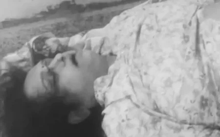 जयपुर में 8वीं मंजिल से बालकनी से गिरकर महिला की मौत: पति के जल जीवन मिशन घोटाले में जेल जाने के बाद से थी मानसिक तनाव में