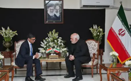 भारत ने पहली बार ईरान के सर्वोच्च नेता अयातुल्ला अली खामेनेई की मौत पर आधिकारिक शोक जताया