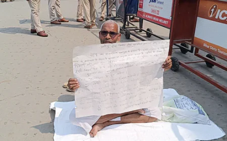 Bihar News: नीतीश के दिल्ली जाने के फैसले पर जदयू में बगावत, CM आवास के बाहर आमरण अनशन