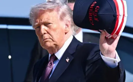 अमेरिकी राष्ट्रपति डोनाल्ड ट्रंप ने दावा किया है कि अमेरिकी सेना ने पिछले तीन दिनों में ईरान की नौसेना के 42 जहाजों को नष्ट किया