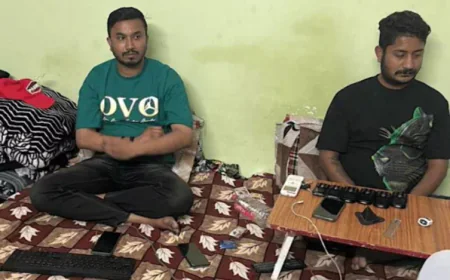 अजमेर में T20 वर्ल्ड कप फाइनल पर ऑनलाइन सट्टेबाजी का बड़ा भंडाफोड़: 11 आरोपी गिरफ्तार, करोड़ों का लेनदेन और दर्जनों गैजेट्स बरामद; पिता-पुत्र भी शामिल