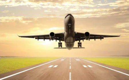 उड़ान के दौरान प्लेन के टॉयलेट में बीड़ी सुलगाई! दिल्ली-गोवा अकासा एयर फ्लाइट में यात्री ने की खतरनाक हरकत, FIR दर्ज"