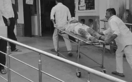 बेटे की शादी के महज दो घंटे बाद पिता की दर्दनाक मौत: बाइक की जोरदार भिड़ंत में सिर फटा, रिश्तेदार ने भी अस्पताल जाते समय तोड़ा दम