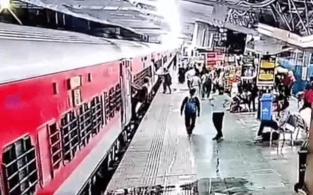 जोधपुर रेलवे स्टेशन पर मौत के मुंह से बची महिला यात्री: आरपीएफ कॉन्स्टेबल नवीन की बहादुरी ने टाला बड़ा हादसा – VIDEO