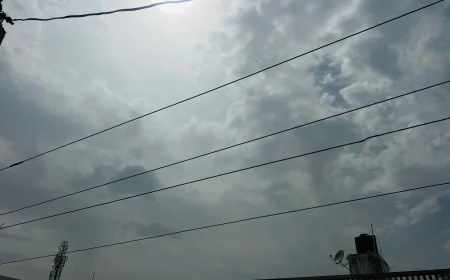 बाड़मेर में मौसम का अचानक बदलाव: तापमान 40 डिग्री से घटकर 28 डिग्री पर, शहरवासियों को मिली राहत लेकिन ग्रामीण इलाकों में चिंता