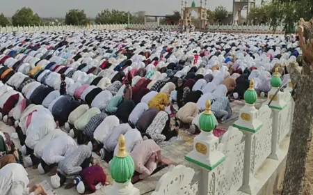 बारमेर में मिठी ईद (ईद-उल-फितर) का उत्साहपूर्ण आयोजन: हजारों मौमिनों ने ईदगाह में अदा की नमाज, गले मिलकर दी मुबारकबाद, सामुदायिक सद्भाव की मिसाल पेश की