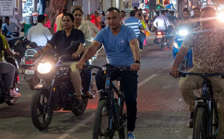 बाड़मेर SP Chunaram Jat का अनोखा अंदाज: साइकिल पर किया शहर का निरीक्षण, रामनवमी रूट की ली जानकारी