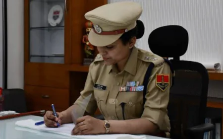 जोधपुर ग्रामीण की नई SP पीडी नित्या का अनोखा अंदाज़: गार्ड ऑफ ऑनर के दौरान परंपरा से अलग खड़ी होकर दिया बराबरी का संदेश