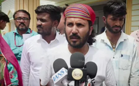 धमकियों से परेशान छोटू सिंह रावणा बाड़मेर पहुंचे, 1 अप्रैल को शिव थाने में FIR दर्ज कराने की तैयारी; सुरक्षा को लेकर एसपी से मिले