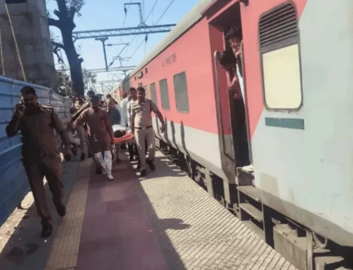 निंबाहेड़ा के एडीजे राजकुमार चौहान की पत्नी उषा चौहान की ट्रेन के टॉयलेट में दुखद मौत: साइलेंट हार्ट अटैक से हुई घटना, पति-पत्नी अलग-अलग कोच में सफर कर रहे थे