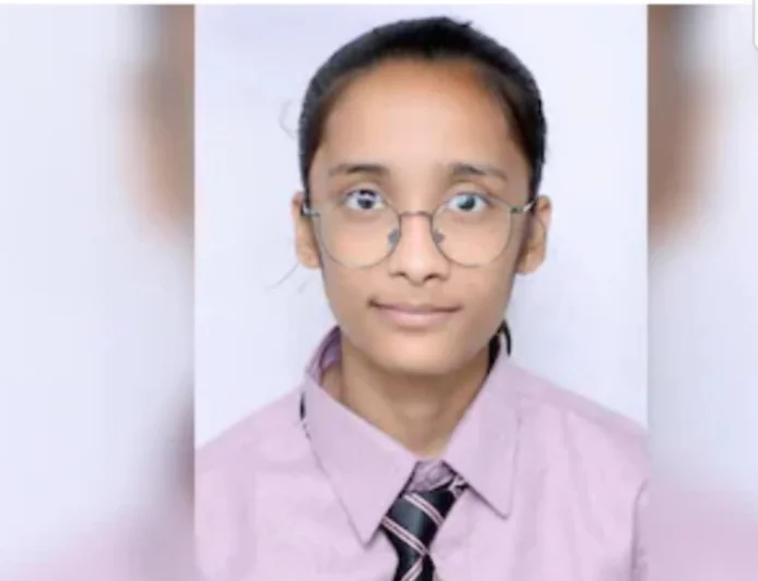 RBSE 10वीं रिजल्ट 2026: चेष्टा शर्मा ने किया टॉप, 99% अंक लाकर रचा इतिहास