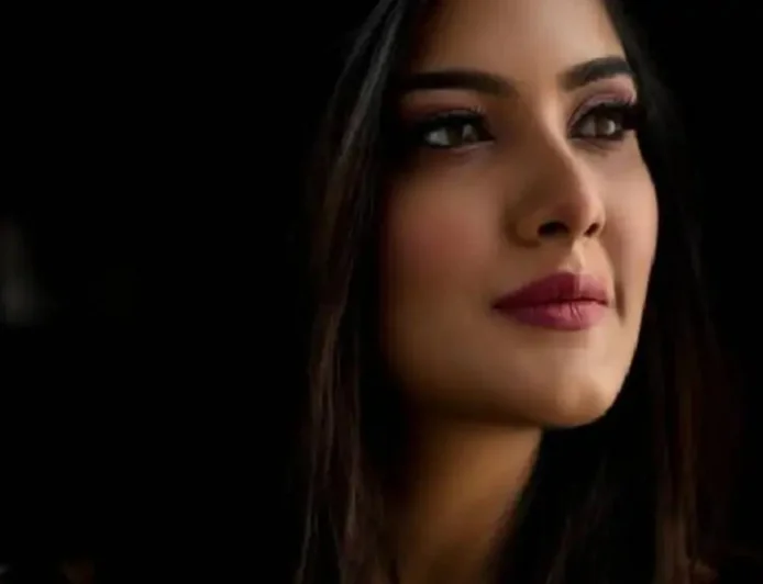 जयपुर में सड़क हादसे में पूर्व मॉडल की मौत: देर रात सहेली के घर से लौटते समय कार डिवाइडर पर चढ़कर पलटी