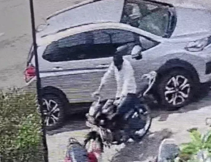 अलवर में 1 मिनट में बाइक चोरी: CCTV में कैद वारदात, डुप्लीकेट चाबी से ले गया बदमाश