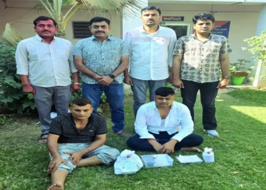 बाड़मेर में होली के बहाने घर लौटे दो इनामी हिस्ट्रीशीटर गिरफ्तार: पिस्तौल, 55 कारतूस, 427 ग्राम अफीम का दूध, 10.76 लाख कैश और दो लग्जरी SUV जब्त