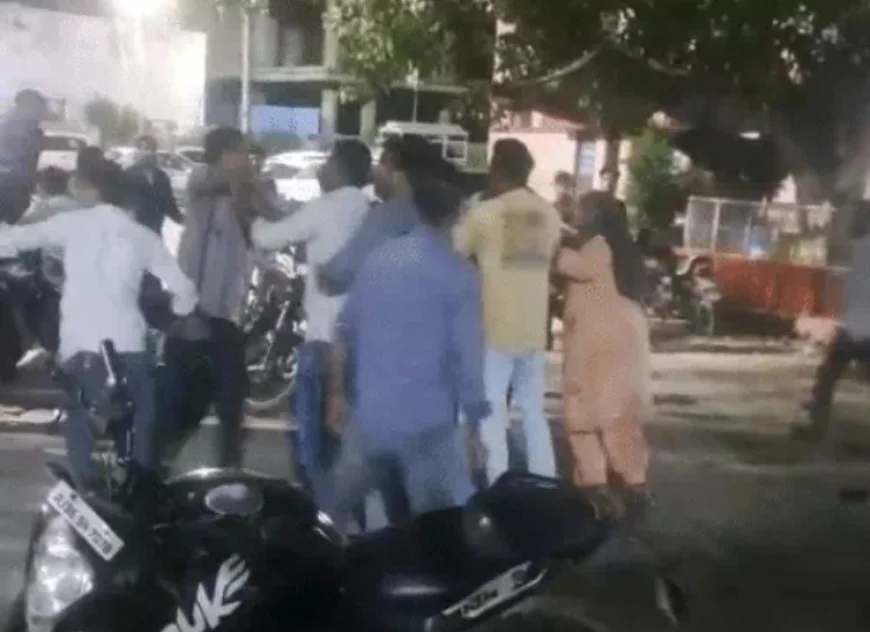 पाली के बांगड़ हॉस्पिटल में बच्चों के पुराने विवाद पर दो पक्षों में जमकर मारपीट, महिलाओं को भी नहीं बख्शा: चार घायल भर्ती, पुलिस ने काबू किया स्थिति