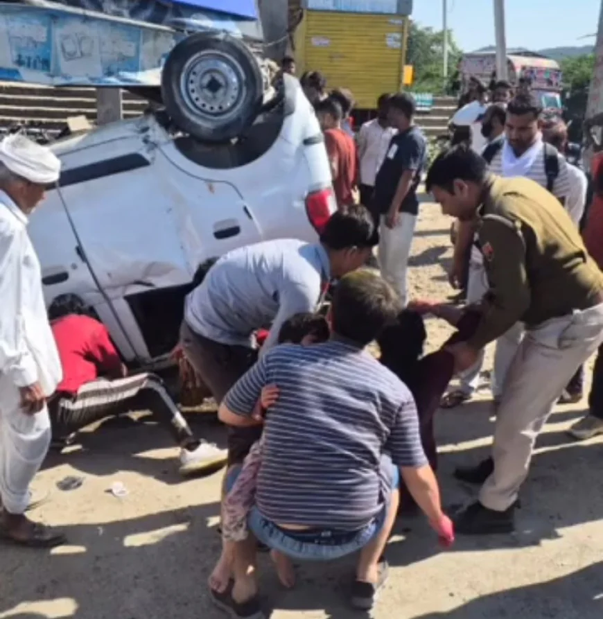 खाटू श्यामजी दर्शन से लौटते कोटा के श्रद्धालुओं पर टूटा दुख: टोंक हाईवे पर कार पलटी, महिला की मौके पर मौत, 5 घायल