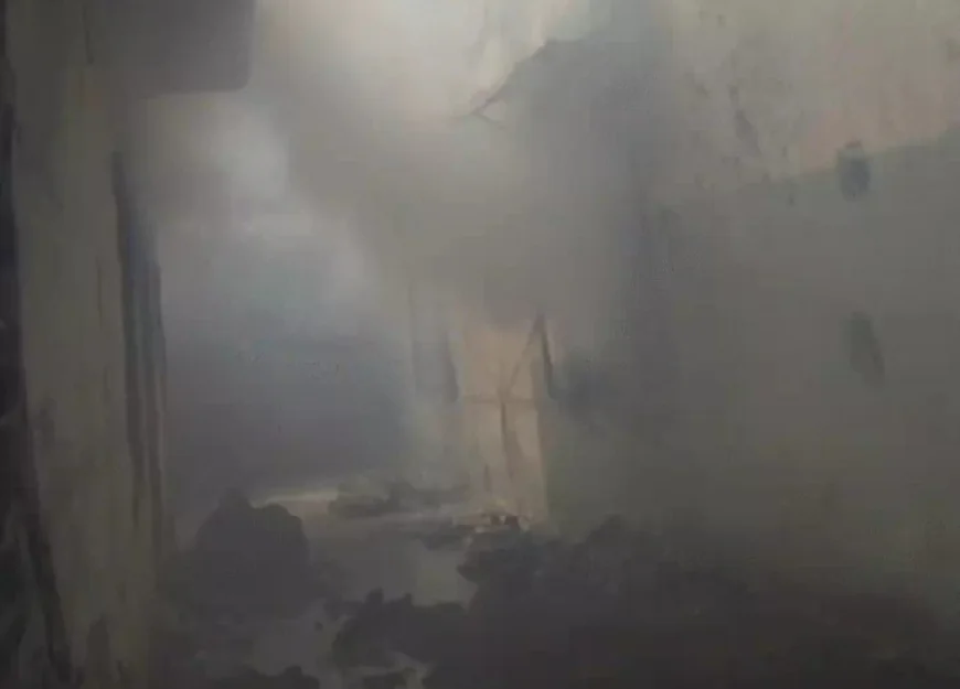 जयपुर के बिंदायका औद्योगिक क्षेत्र में प्लास्टिक कूलर बनाने वाली फैक्ट्री में लगी भीषण आग, 40 फायर ब्रिगेड ने 4 घंटे बाद काबू पाया