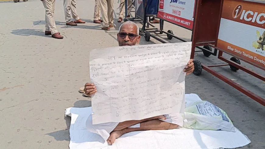 Bihar News: नीतीश के दिल्ली जाने के फैसले पर जदयू में बगावत, CM आवास के बाहर आमरण अनशन