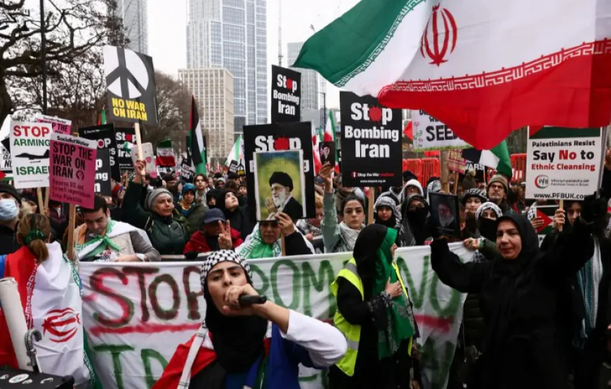 ईरान के तेल भंडार को तबाह कर रहा इजराइल: 30 फ्यूल टैंकों और तेल डिपो पर हमले, ट्रम्प ने कहा - ईरान अब लड़ने लायक नहीं बचेगा