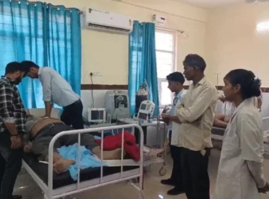 प्रतापगढ़ में दर्दनाक हादसा: खेत में ट्रॉली से खाद बिखेरते समय हाईटेंशन लाइन से करंट लगने से पिता-पुत्र की मौत, डेढ़ साल पहले हुई थी बेटे की शादी, तीन महीने पहले बेटी का जन्म