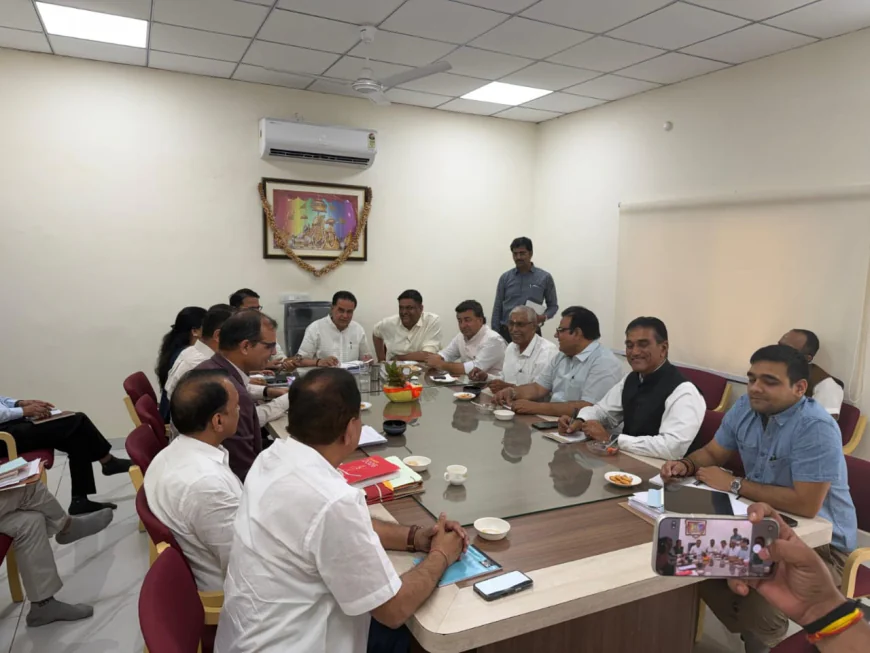 राज्य वृक्ष खेजड़ी के संरक्षण हेतु सख्त अधिनियम की तैयारी तेज, जयपुर में महत्वपूर्ण बैठक