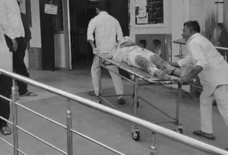 बेटे की शादी के महज दो घंटे बाद पिता की दर्दनाक मौत: बाइक की जोरदार भिड़ंत में सिर फटा, रिश्तेदार ने भी अस्पताल जाते समय तोड़ा दम