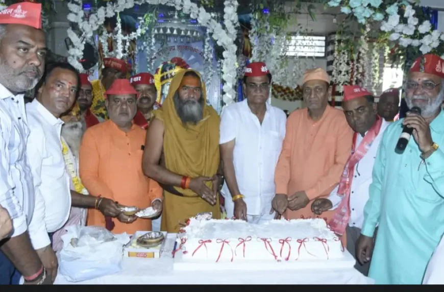 भीलवाड़ा में भगवान झूलेलाल के 1077वें अवतरण दिवस पर चेटीचंड महोत्सव का भव्य समापन: 21 किलो केक का भोग, 55 बच्चों का मुंडन, 11 का यज्ञोपवीत संस्कार और शोभायात्रा में उमड़ा उत्साह